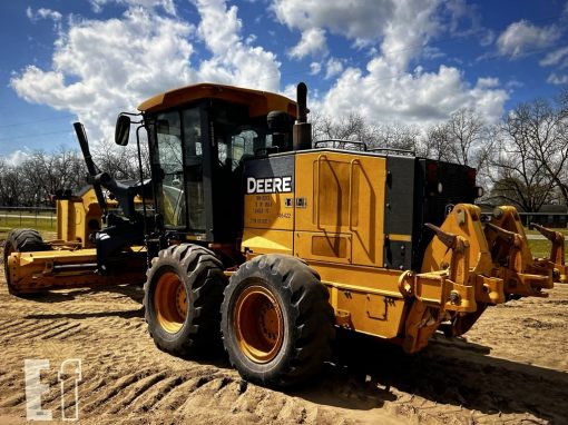 2010 John Deere 670G 7,700 hrs. Stock No.094 - Image 9