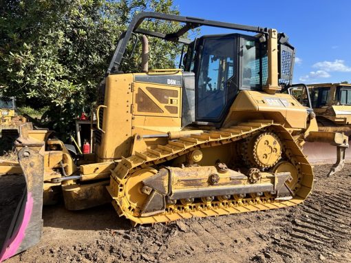 2010 CAT D6N XL 8,700 hrs. Stock No. 039