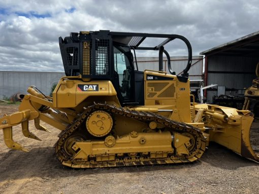 CAT D6N XL Dozer Sweep and Screens - Image 5