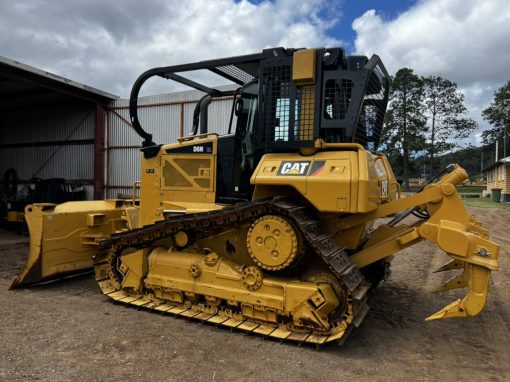 CAT D6N XL Dozer Sweep and Screens - Image 6