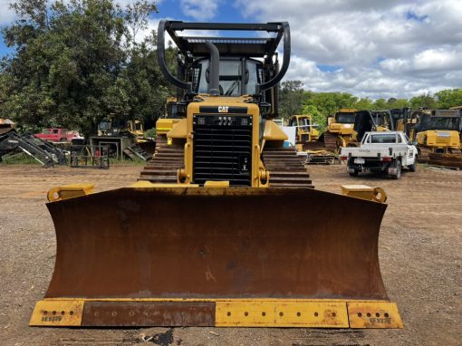 CAT D6N XL Dozer Sweep and Screens - Image 8