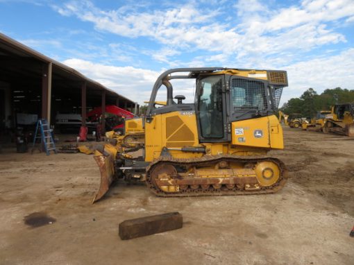 2015 John Deere 650K XLT 4,800 hrs. Stock No. 077 - Image 5