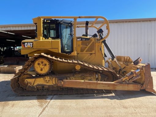 2014 CAT D6T LGP 7,100 hrs. Stock No. 121