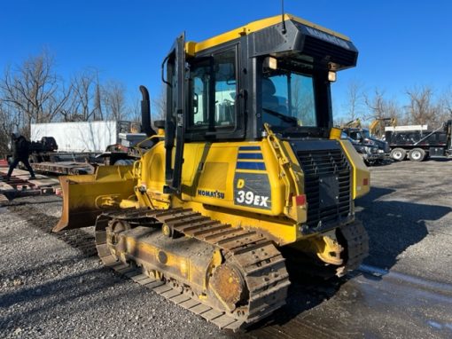 2016 Komatsu D39EX-24 4,000 hrs. Stock No.065 - Image 4