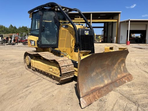 2020 CAT D5K2 XL 2,400 hrs. Stock No. 016