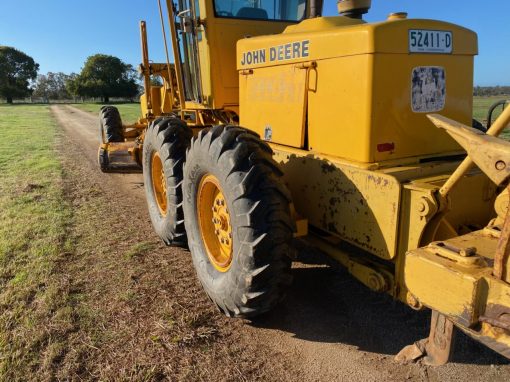 1992 John Deere 570 B, Stock No. 098 - Image 5