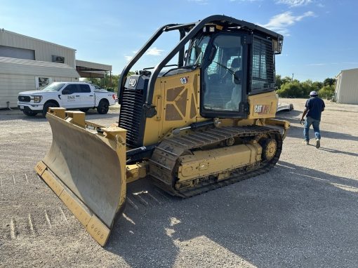 2021 CAT D3 4250 hours, Stock No. 025 - Image 2