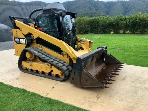 2018 CAT 299D2 XHP 1050 Hours. Stock No. 124 - Image 2